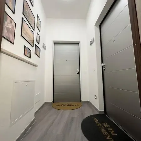 Berni - A Apartment *